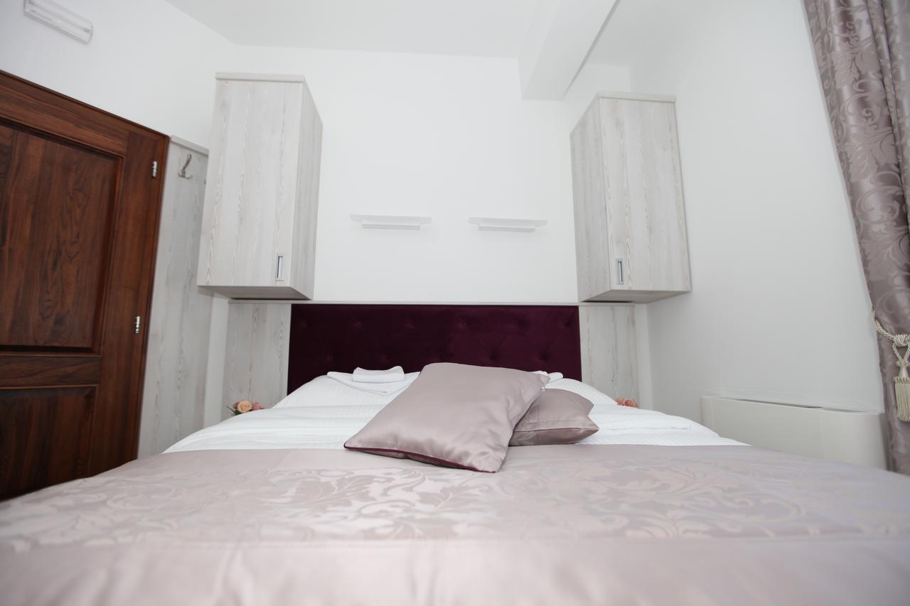 Apis Hotel Trebin Dış mekan fotoğraf