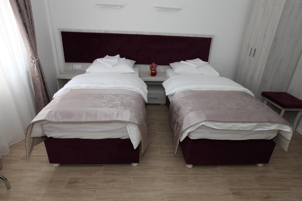 Apis Hotel Trebin Dış mekan fotoğraf