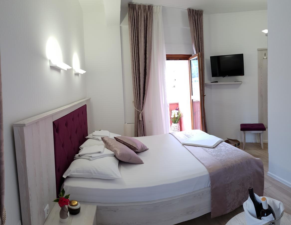 Apis Hotel Trebin Dış mekan fotoğraf