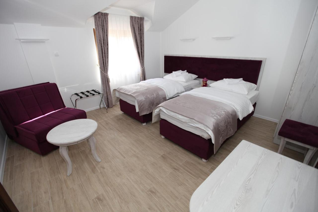 Apis Hotel Trebin Dış mekan fotoğraf